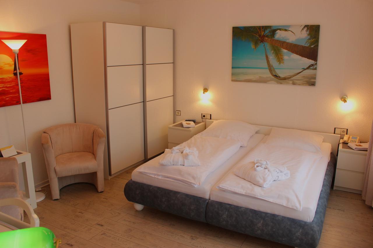 Hotel Garni La Mer Бад-Цвишенан Экстерьер фото